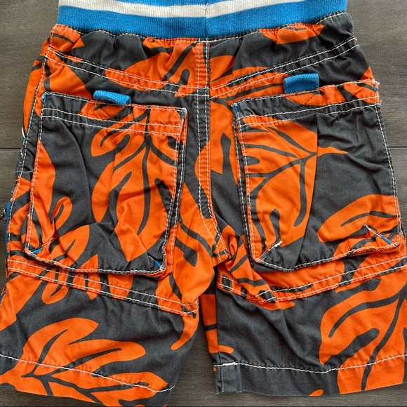 Mini Boden 18-24 mo Tropical Techno Shorts - Picture 5 of 5